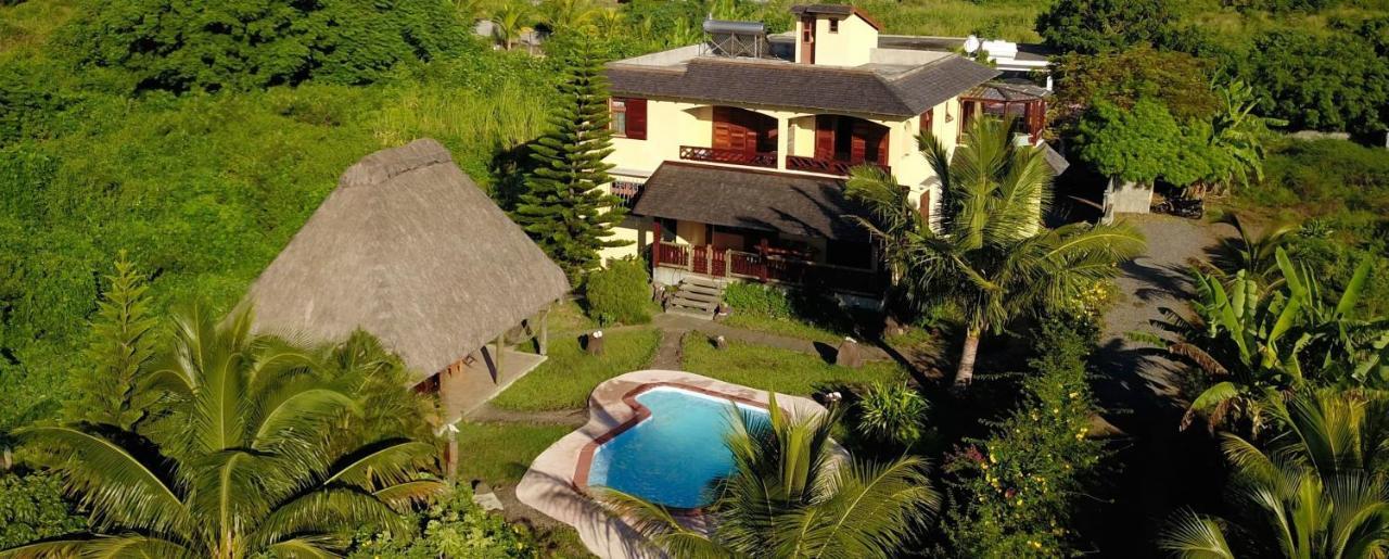 La Maison Soleil Trou d'Eau Douce Exterior foto